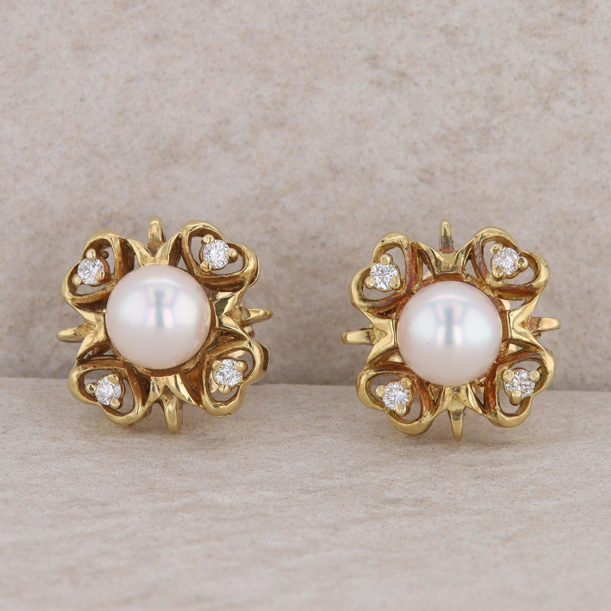 18k Yellow Gold Cultured Pearl and Diamond Clover Stud Earrings