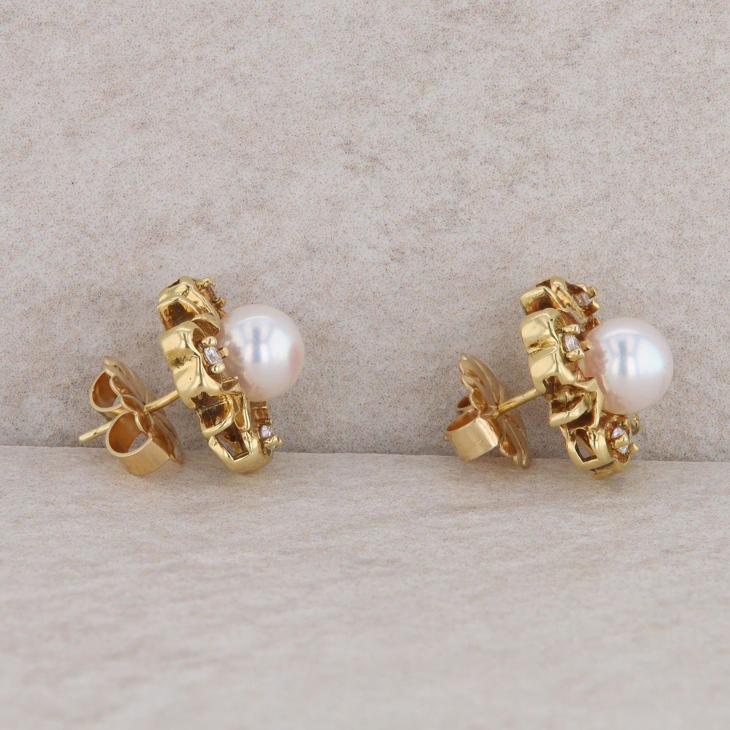 18k Yellow Gold Cultured Pearl and Diamond Clover Stud Earrings