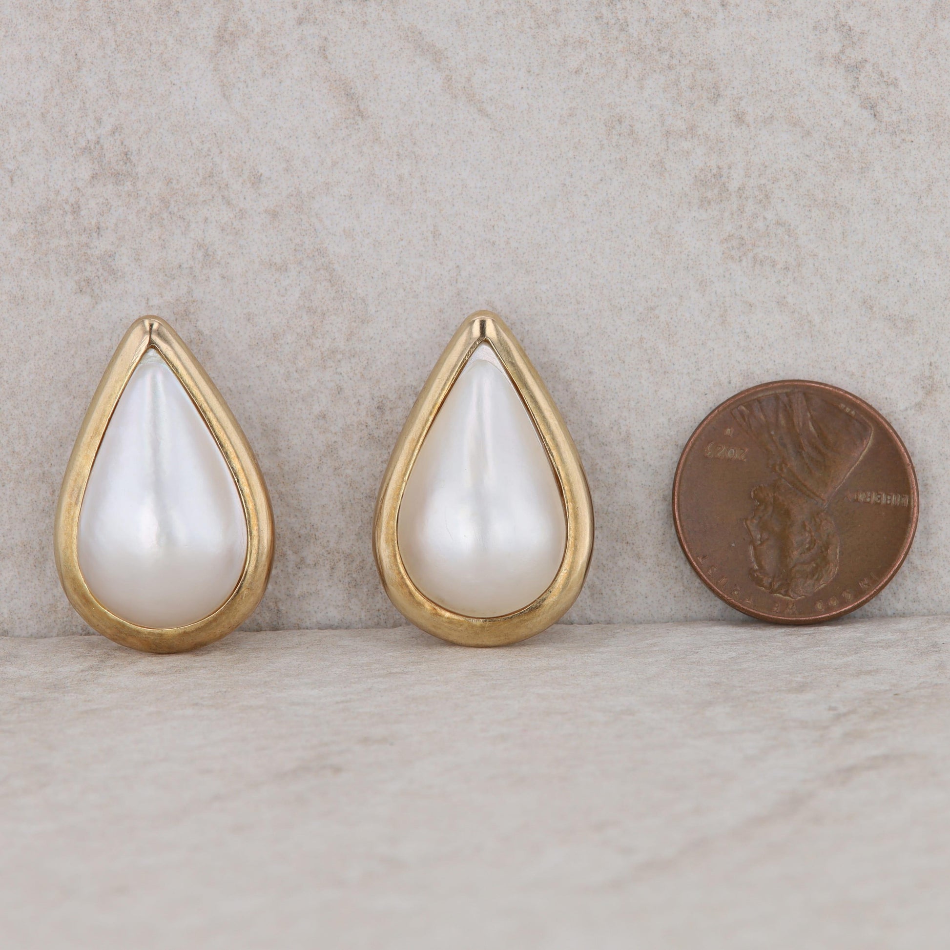 14k Yellow Gold Mabe Pearl Non Pierced Earrings