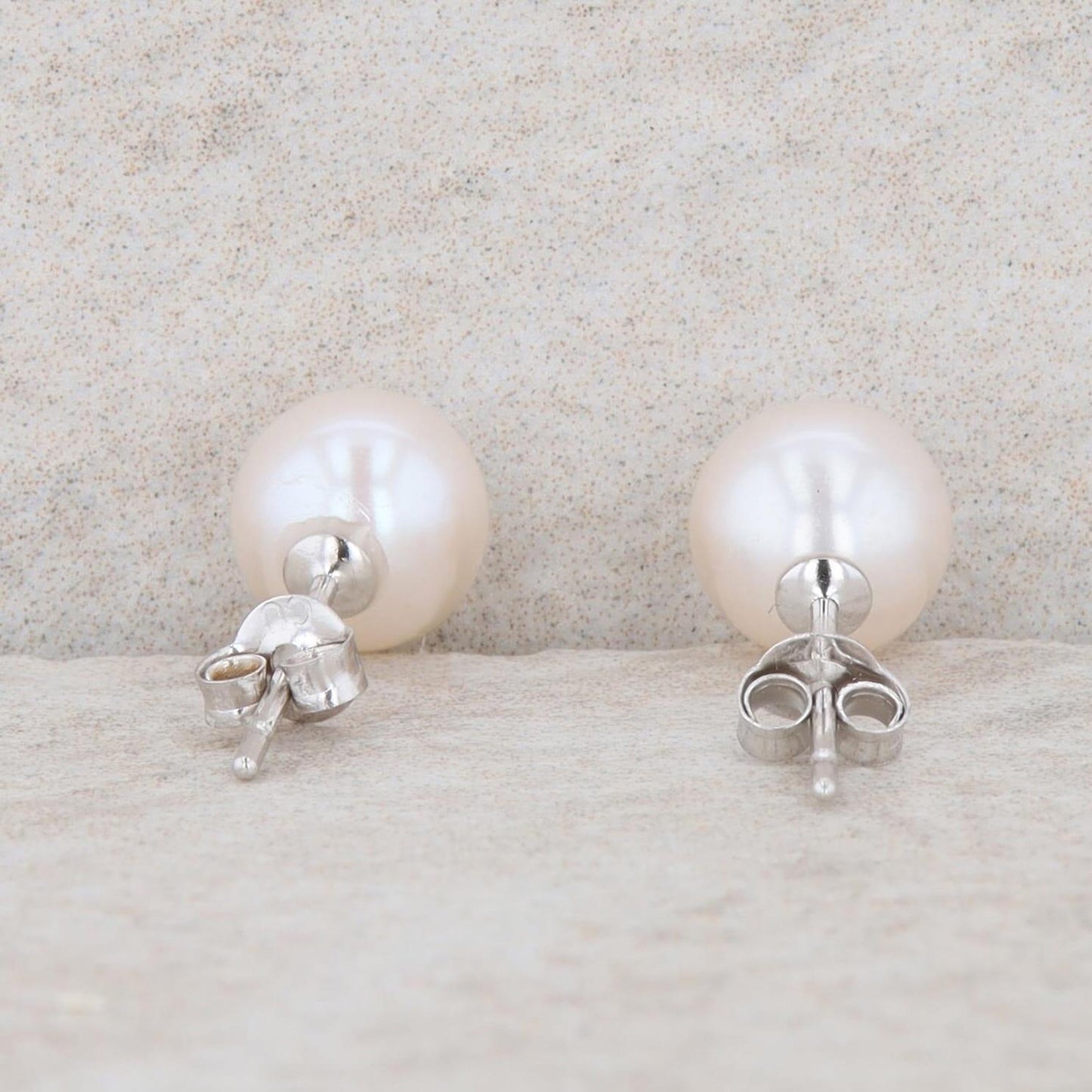 14k White Gold 6-6.5mm Freshwater Cultured Pearl Stud Earrings