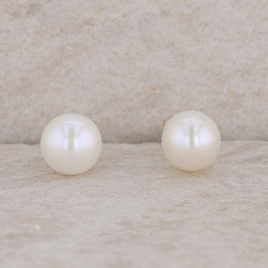 14k Yellow Gold 6-6.5mm Freshwater Cultured Pearl Stud Earrings