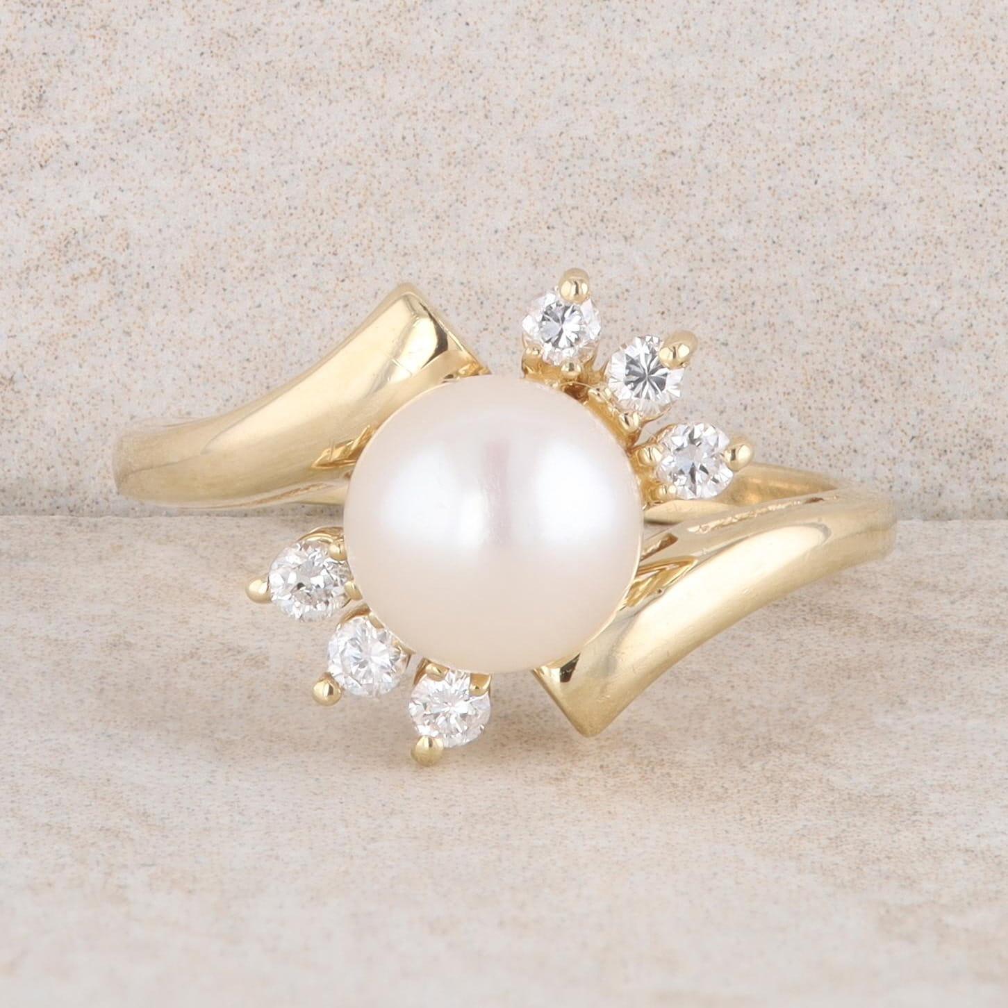 14k Yellow Gold Freshwater Cultured Pearl and Diamond Ring