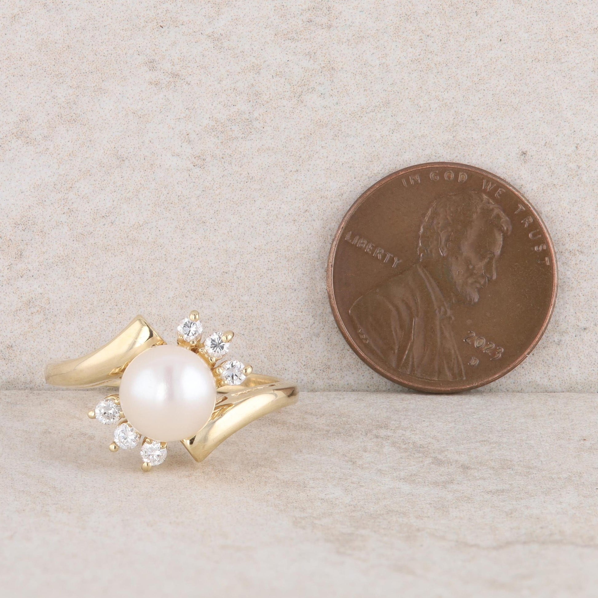 14k Yellow Gold Freshwater Cultured Pearl and Diamond Ring