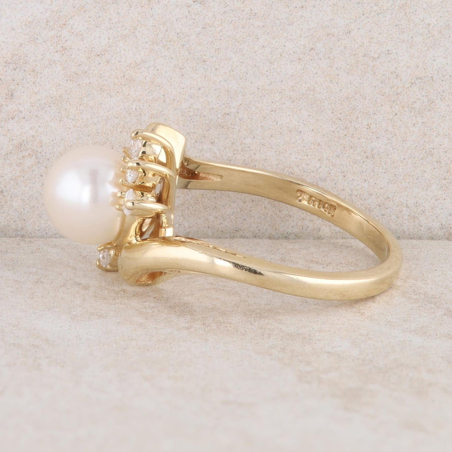 14k Yellow Gold Freshwater Cultured Pearl and Diamond Ring