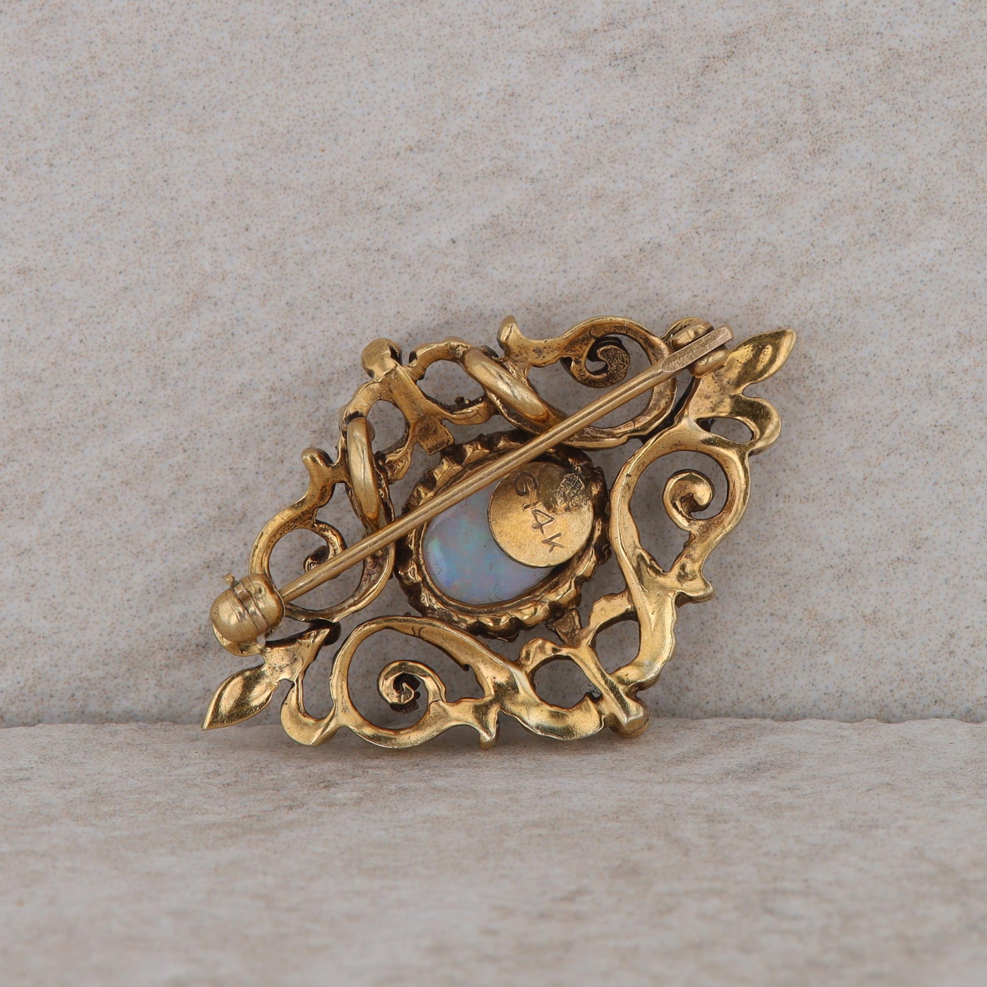 14k Yellow Gold Opal Filigree Vintage Style Brooch