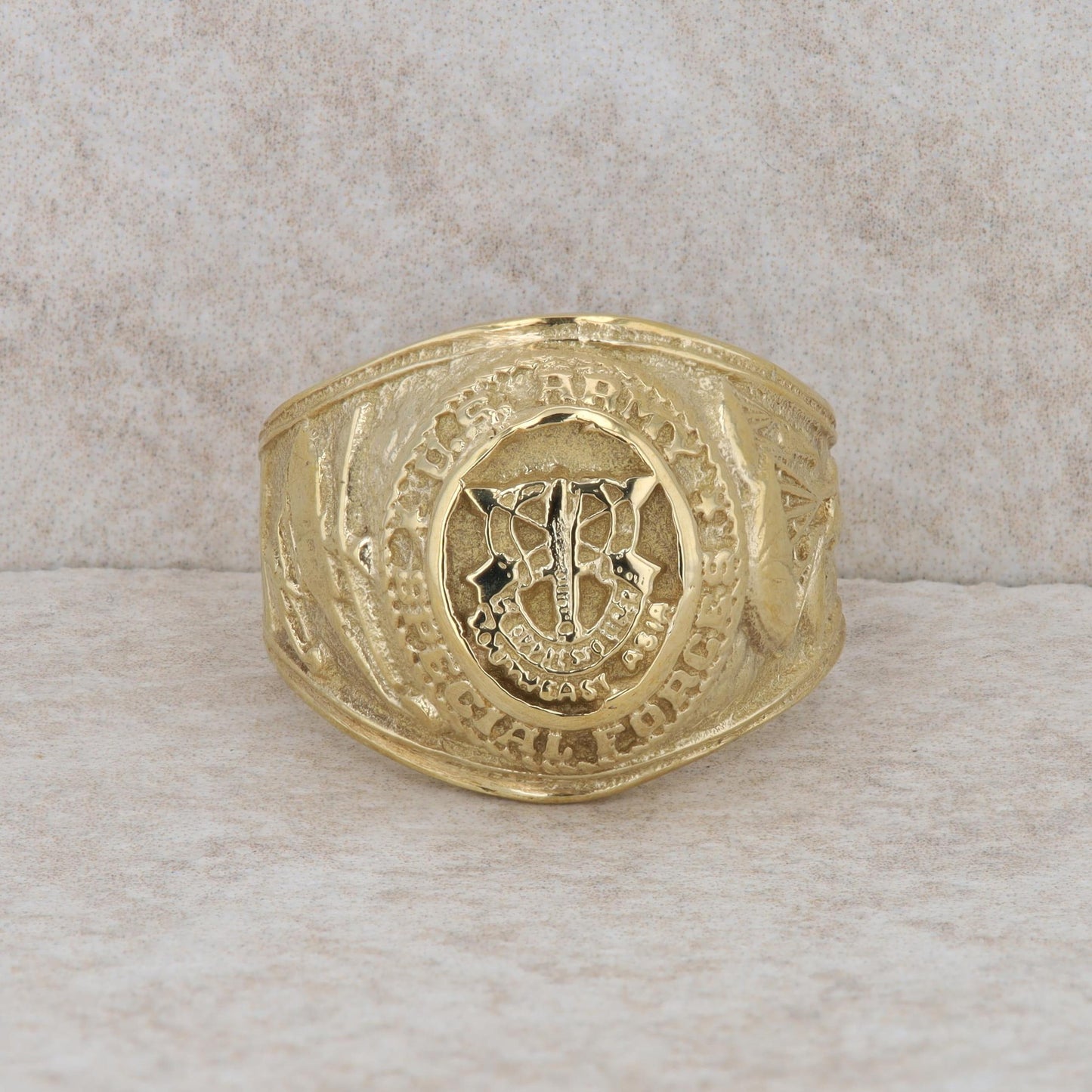 10k Yellow Gold U.S. Army Special Forces Men's Signet Class Style Ring 9.46g