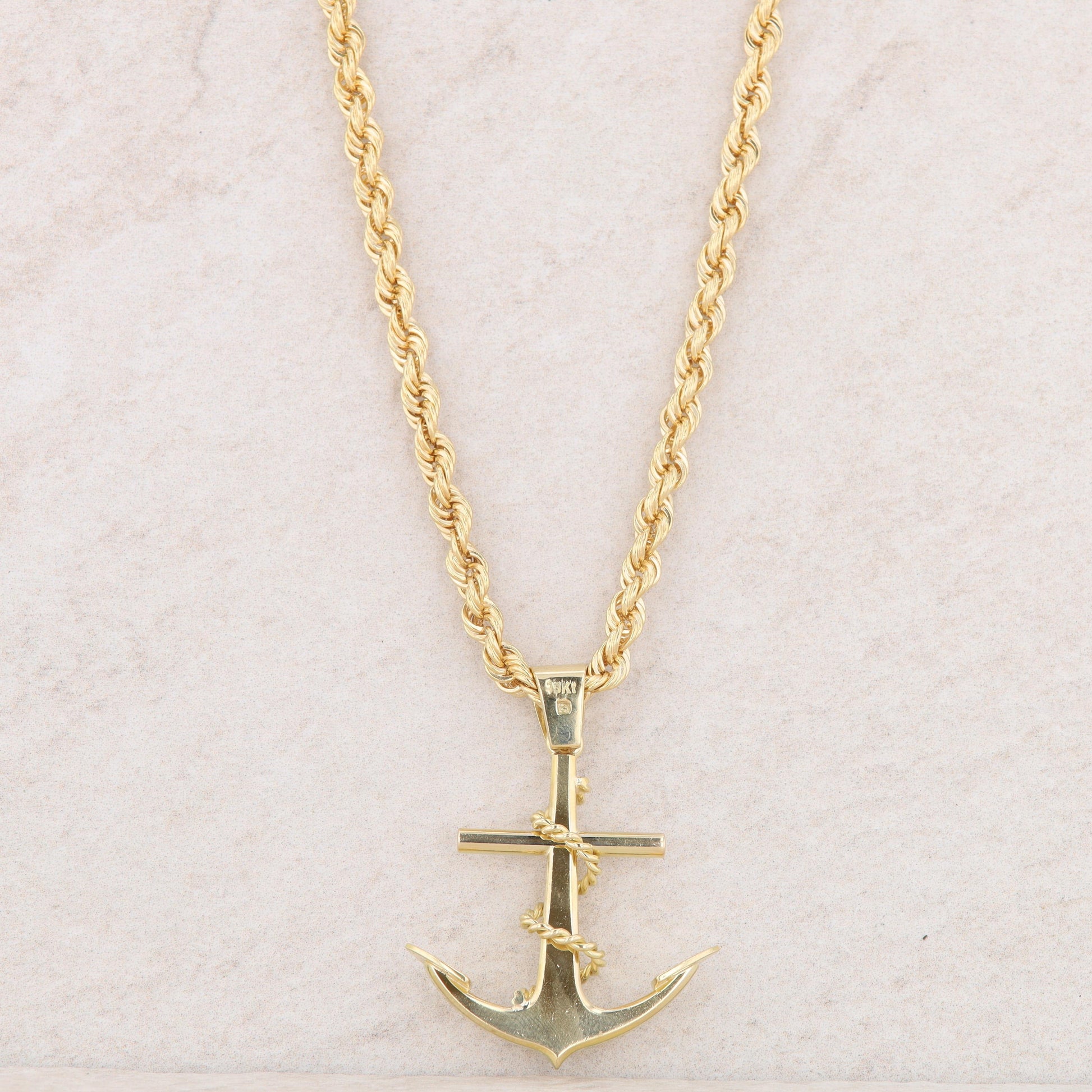 18k Yellow Gold Rope Chain and Anchor Pendant 39.3g