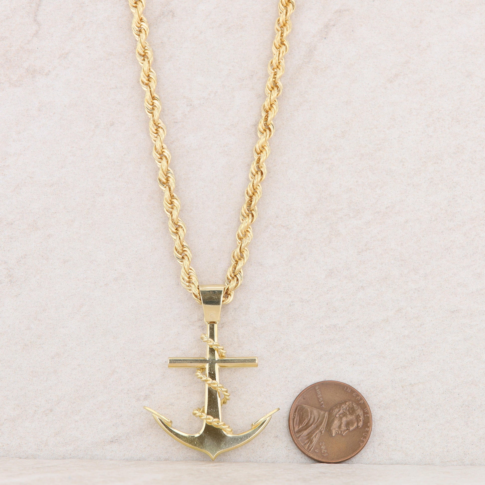 18k Yellow Gold Rope Chain and Anchor Pendant 39.3g