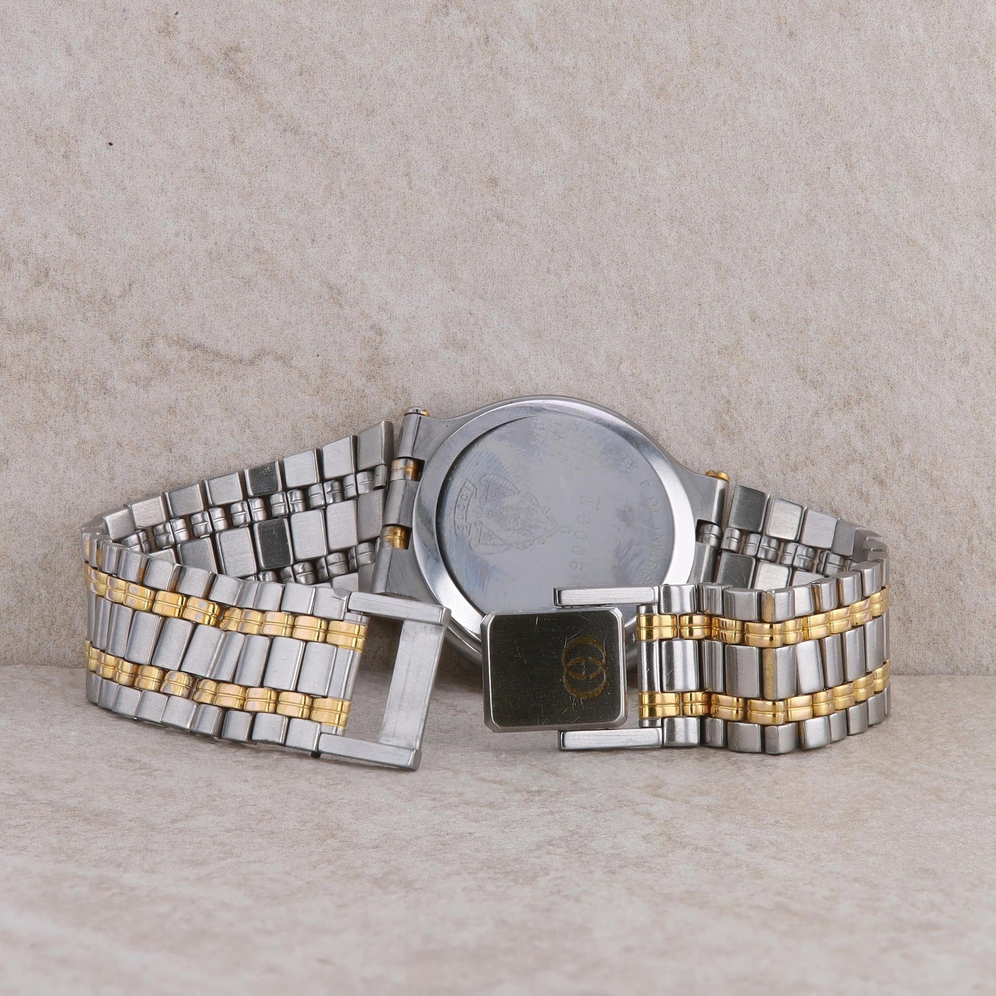 Gucci Unisex Stainless Steel Two Tone Watch #9040l