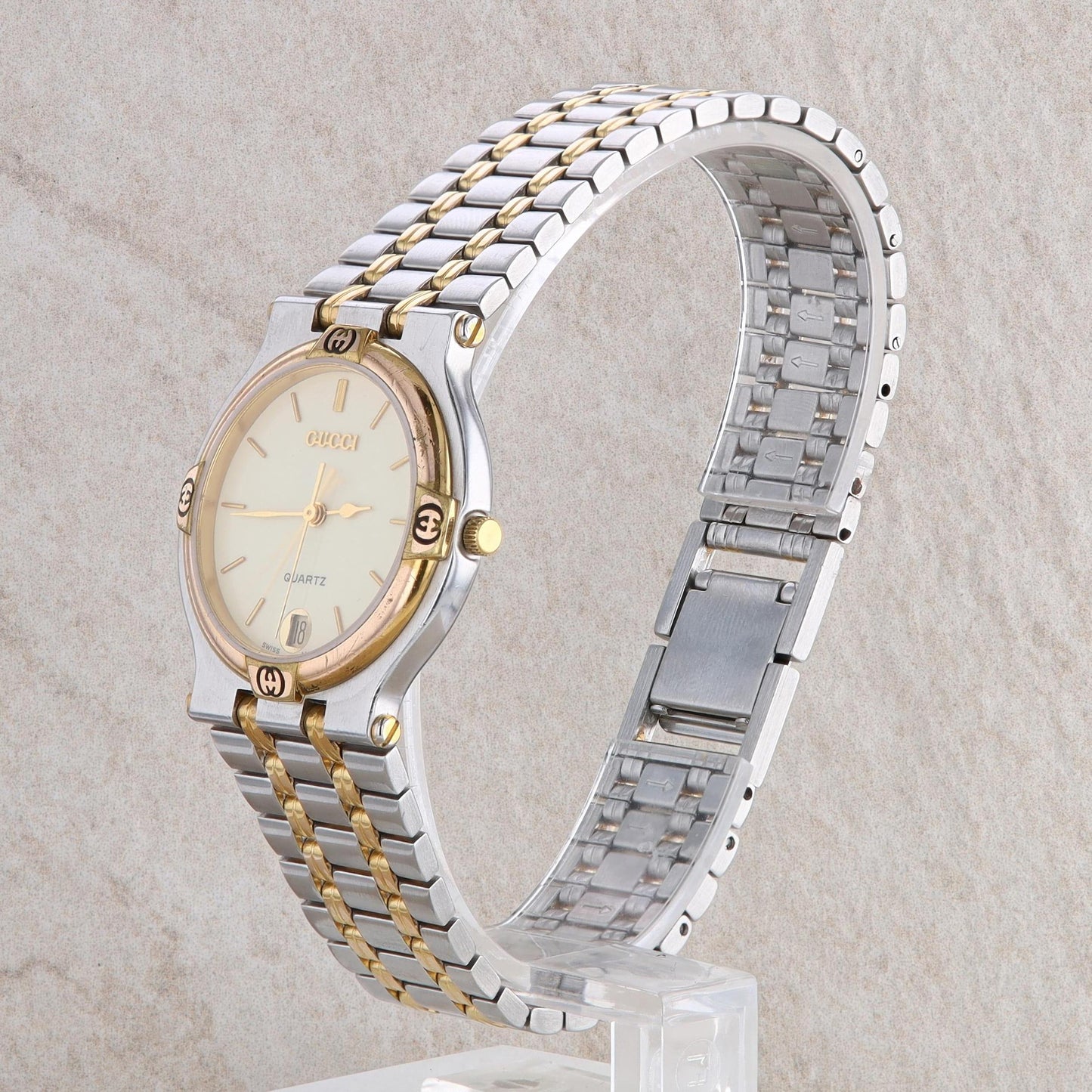 Gucci Unisex Stainless Steel Two Tone Watch #9040l