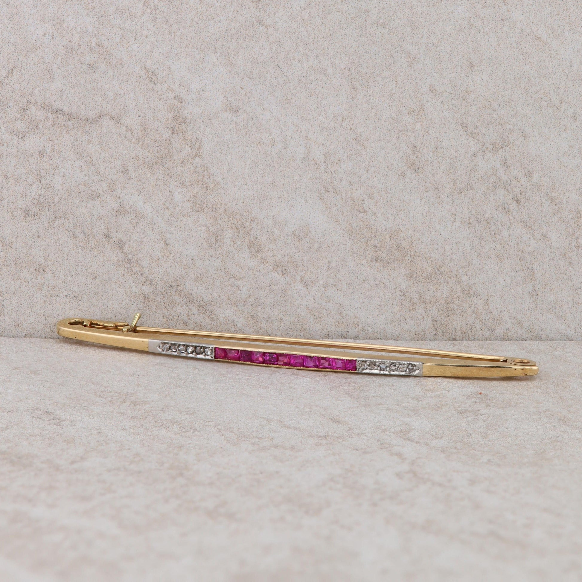 14k Yellow Gold Diamond and Ruby Pin