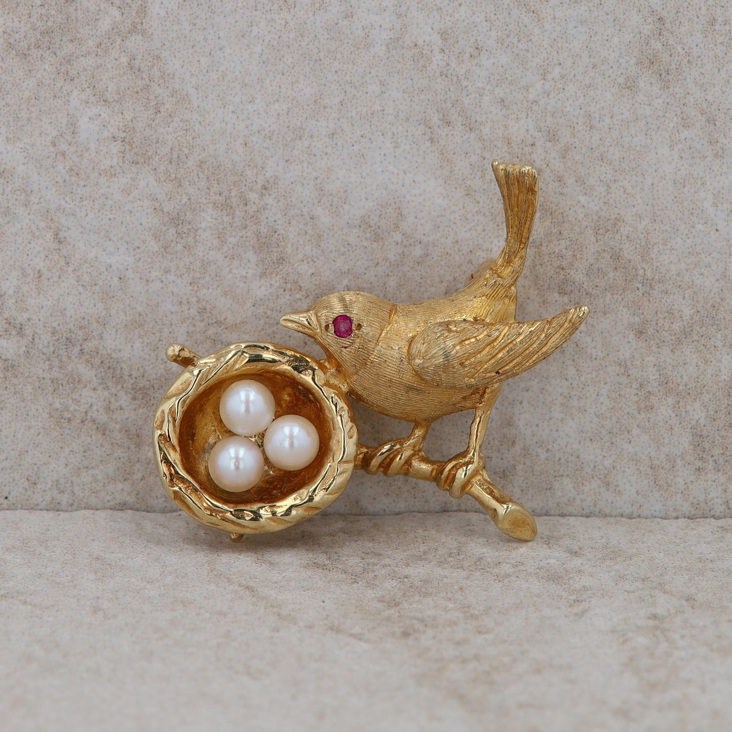 14k Yellow Gold Bird and Nest Brooch